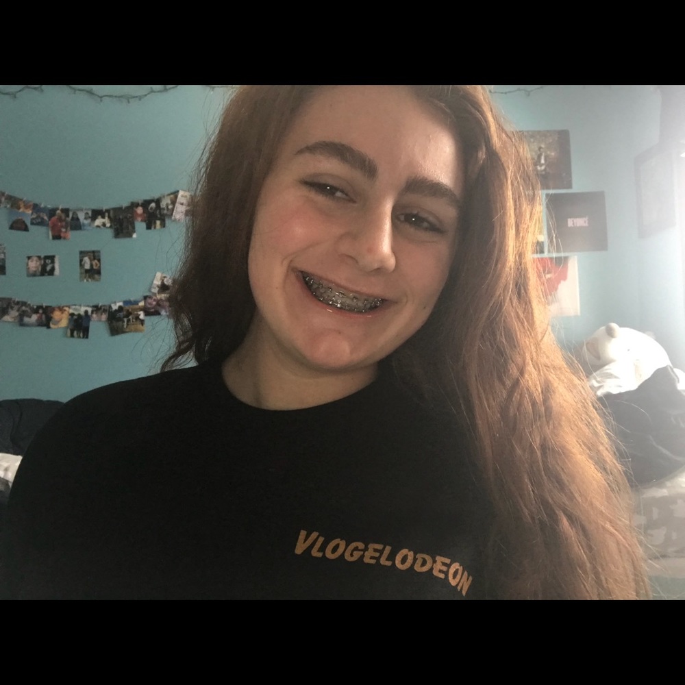 Meet your Posher, Lauren